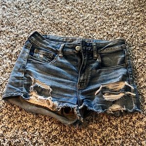 Size 4 high rise shortie AEO